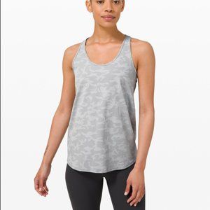 Essential Tank - pleated